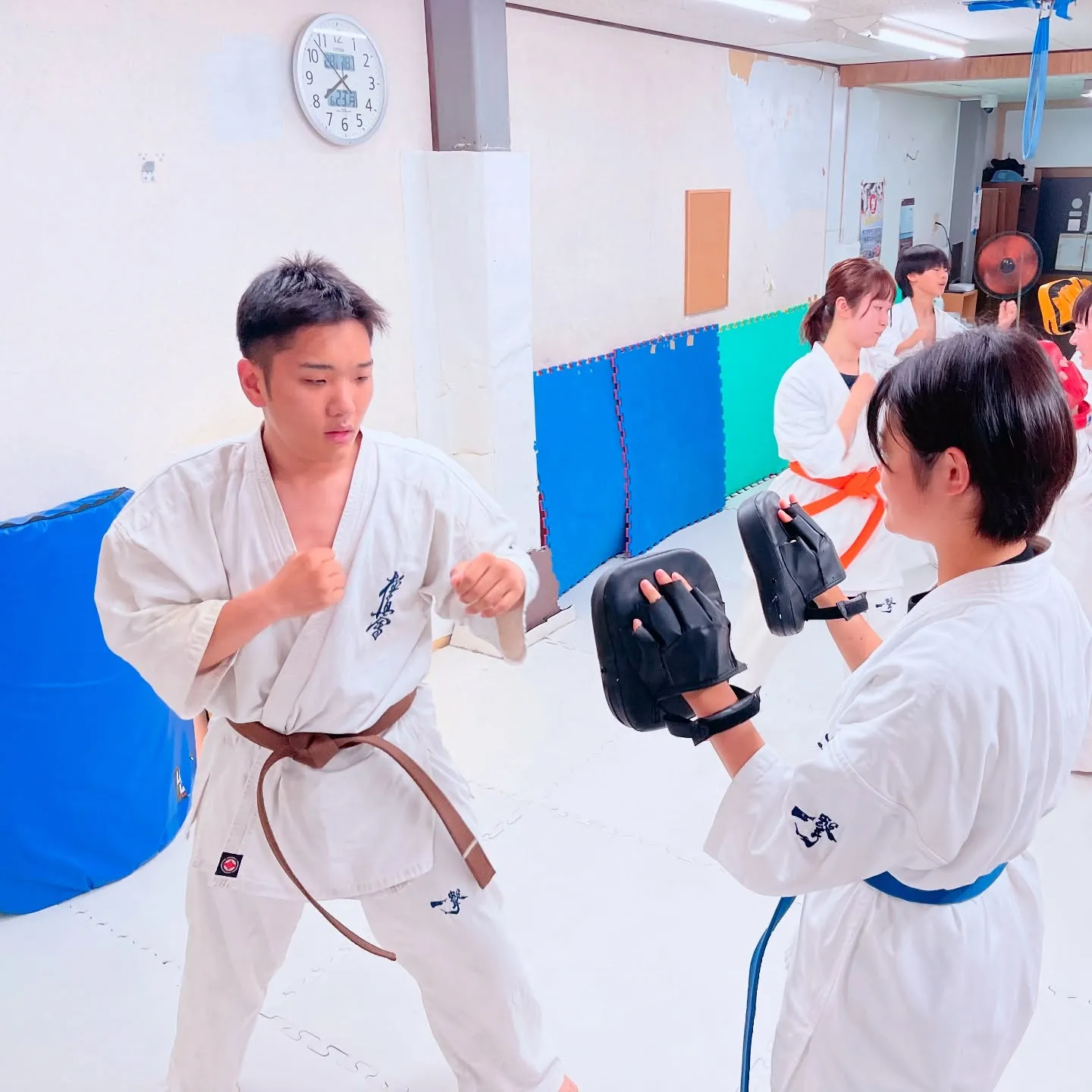 学生の問い合わせ増えてます！