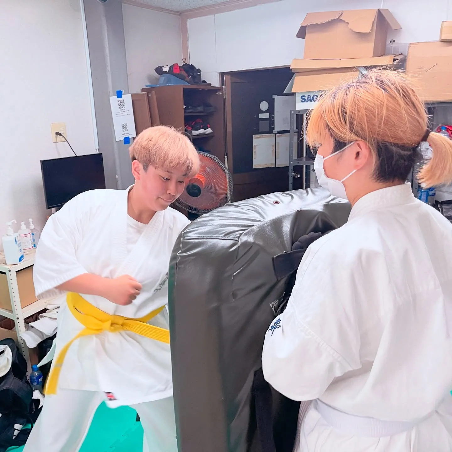 今日の一般部は東南支部から出稽古の若者が来ました!