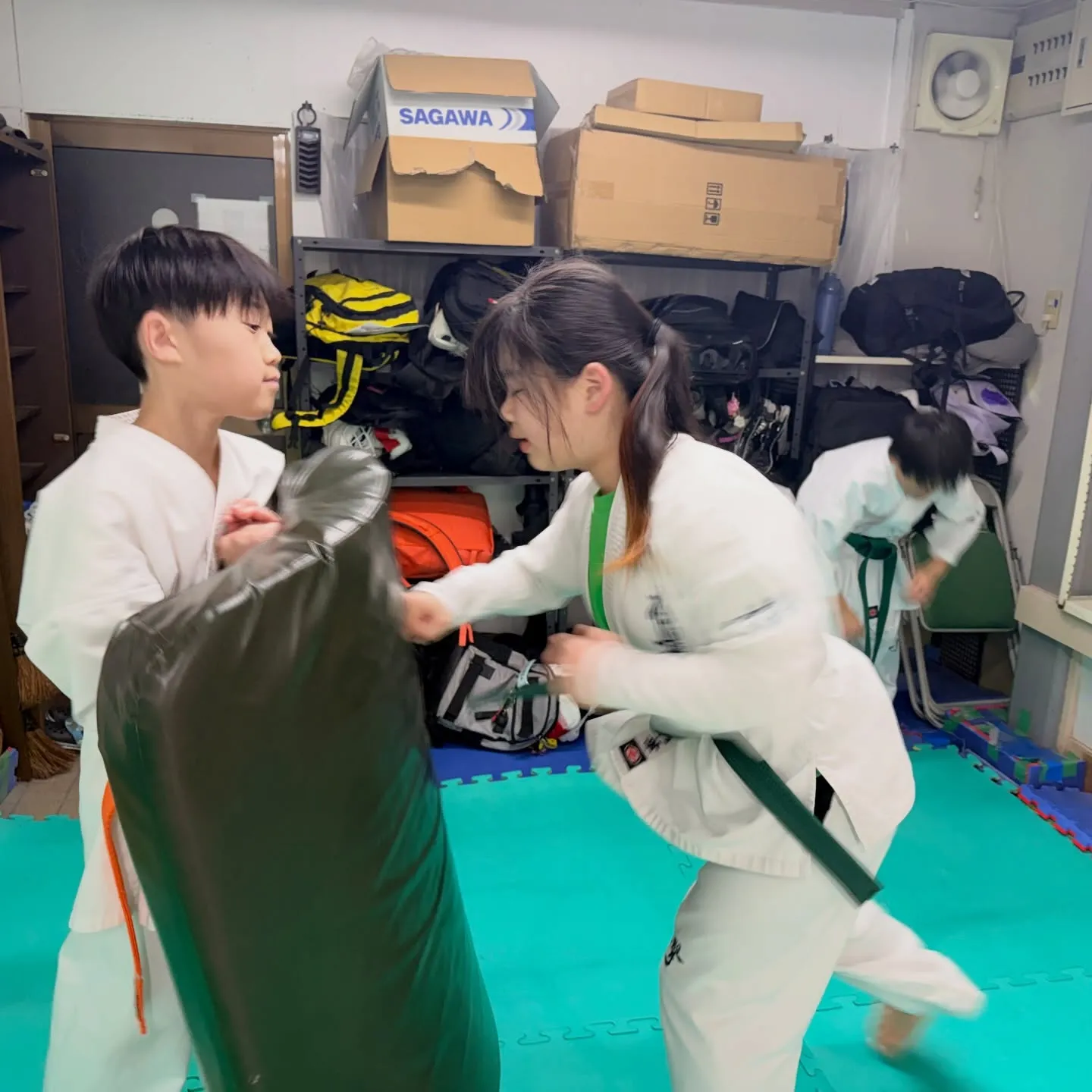 寒かった1日でしたが、子供は元気です。