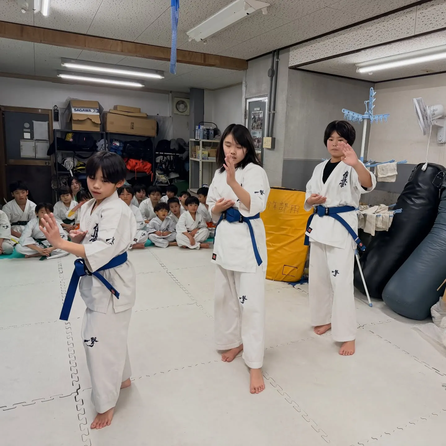 寒い日が続きますが、みんな頑張ってます！