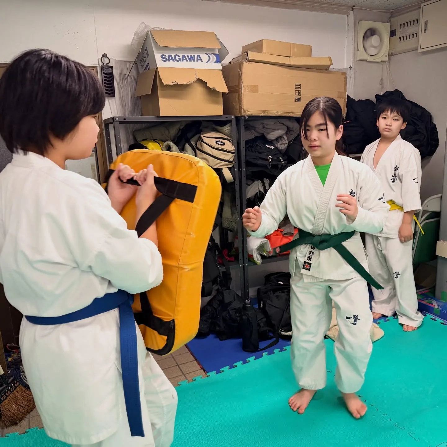 毎日毎日寒さとの戦いです！