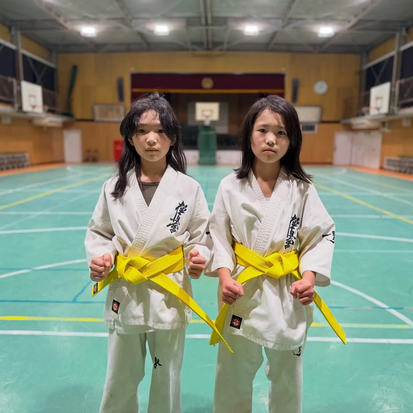 姉妹ファイト！