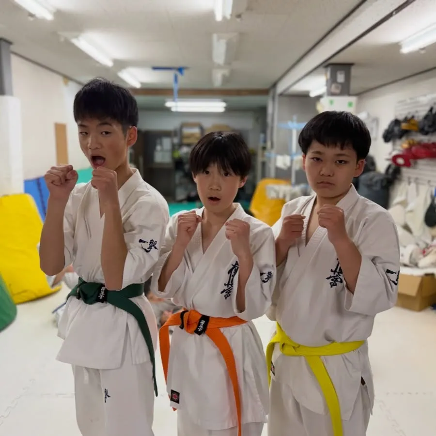 卒業式終わっても稽古頑張ってます！