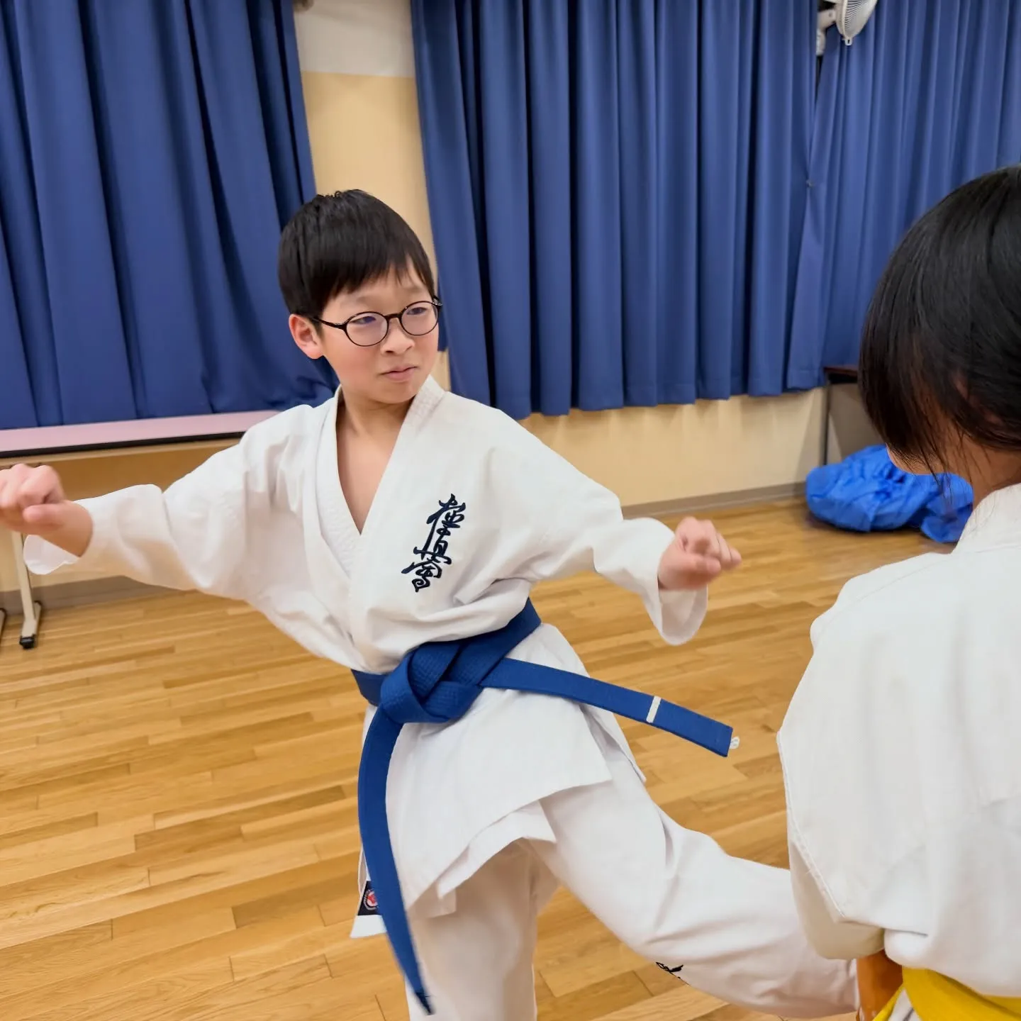 休みの日など関係なし！