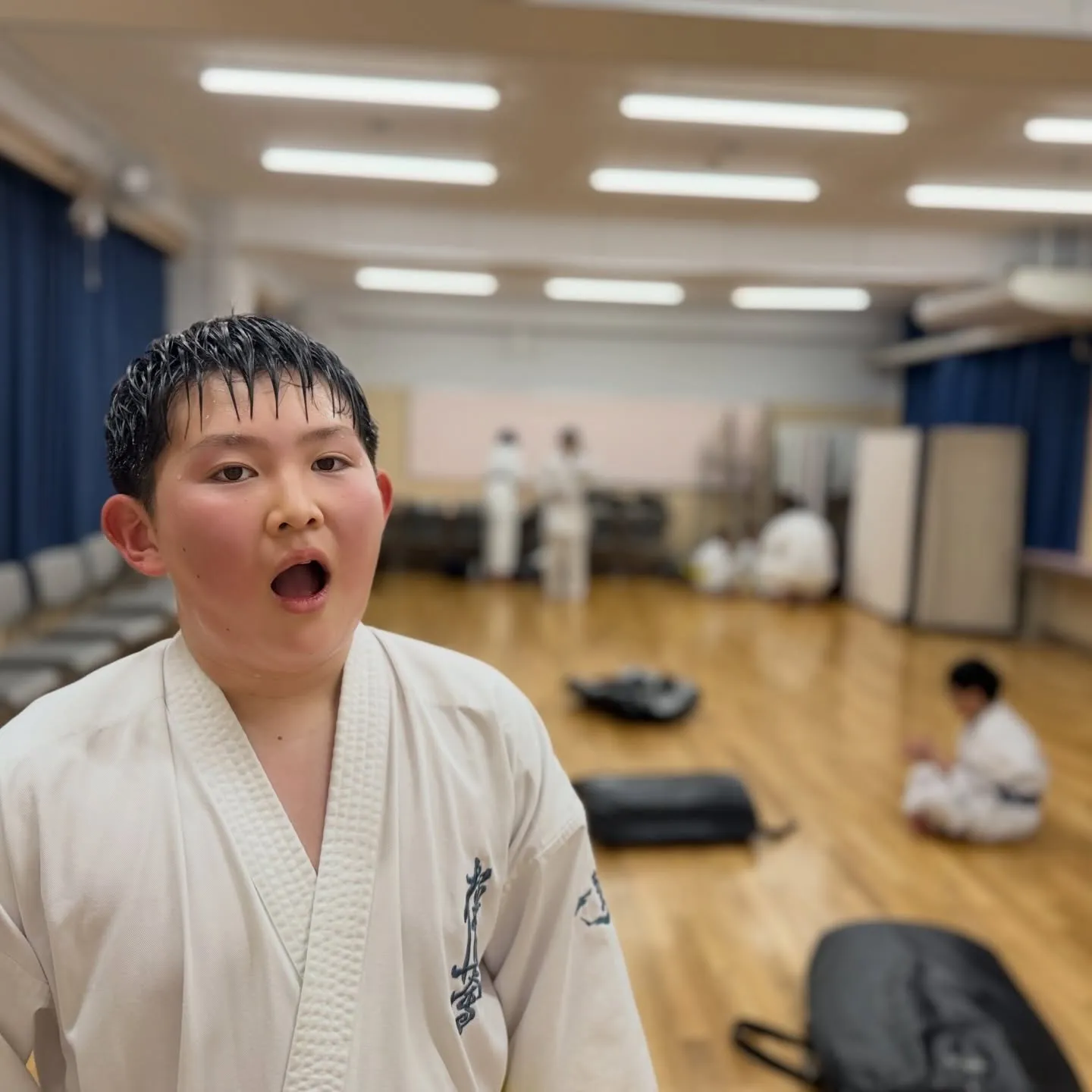 休みの日など関係なし！