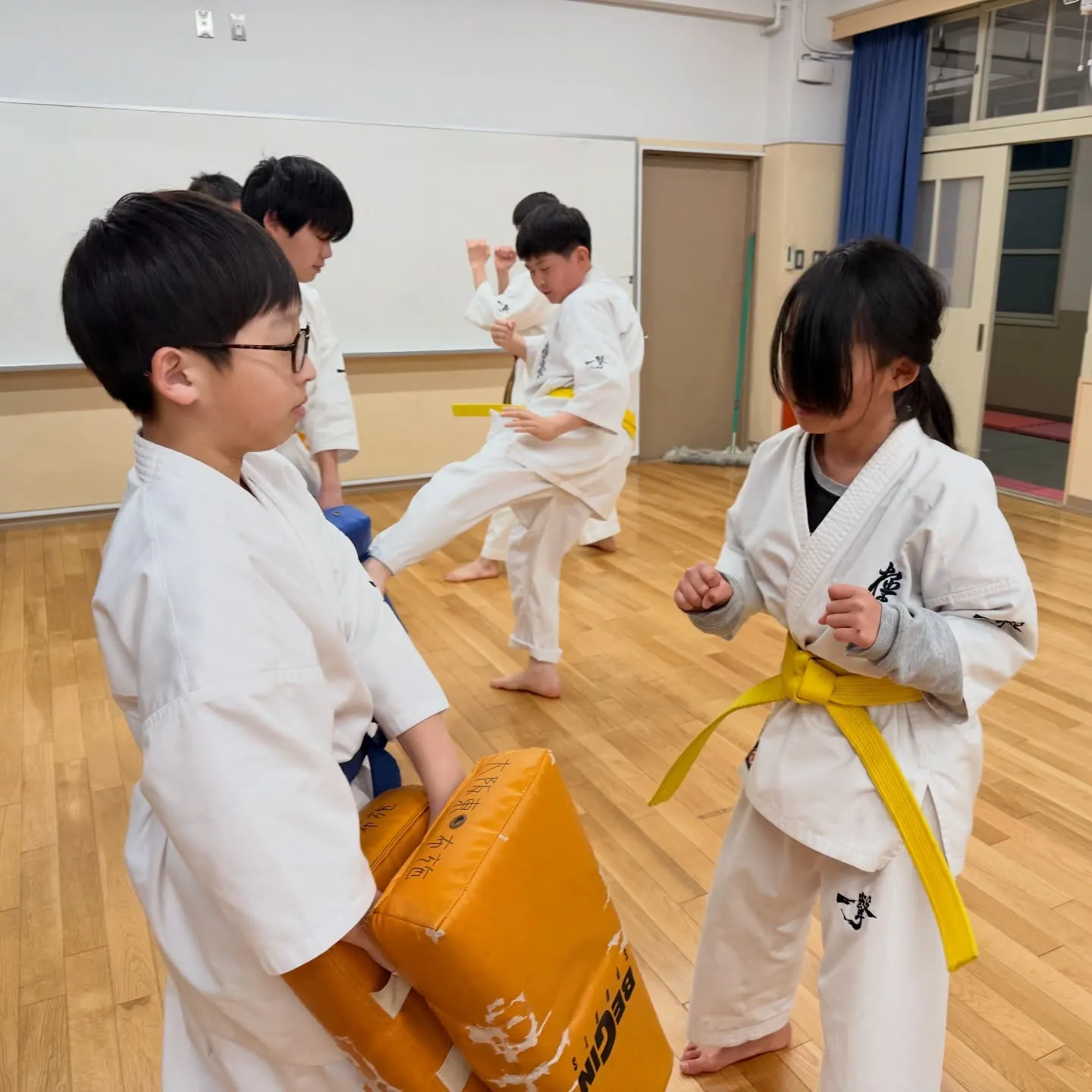 休みの日など関係なし！