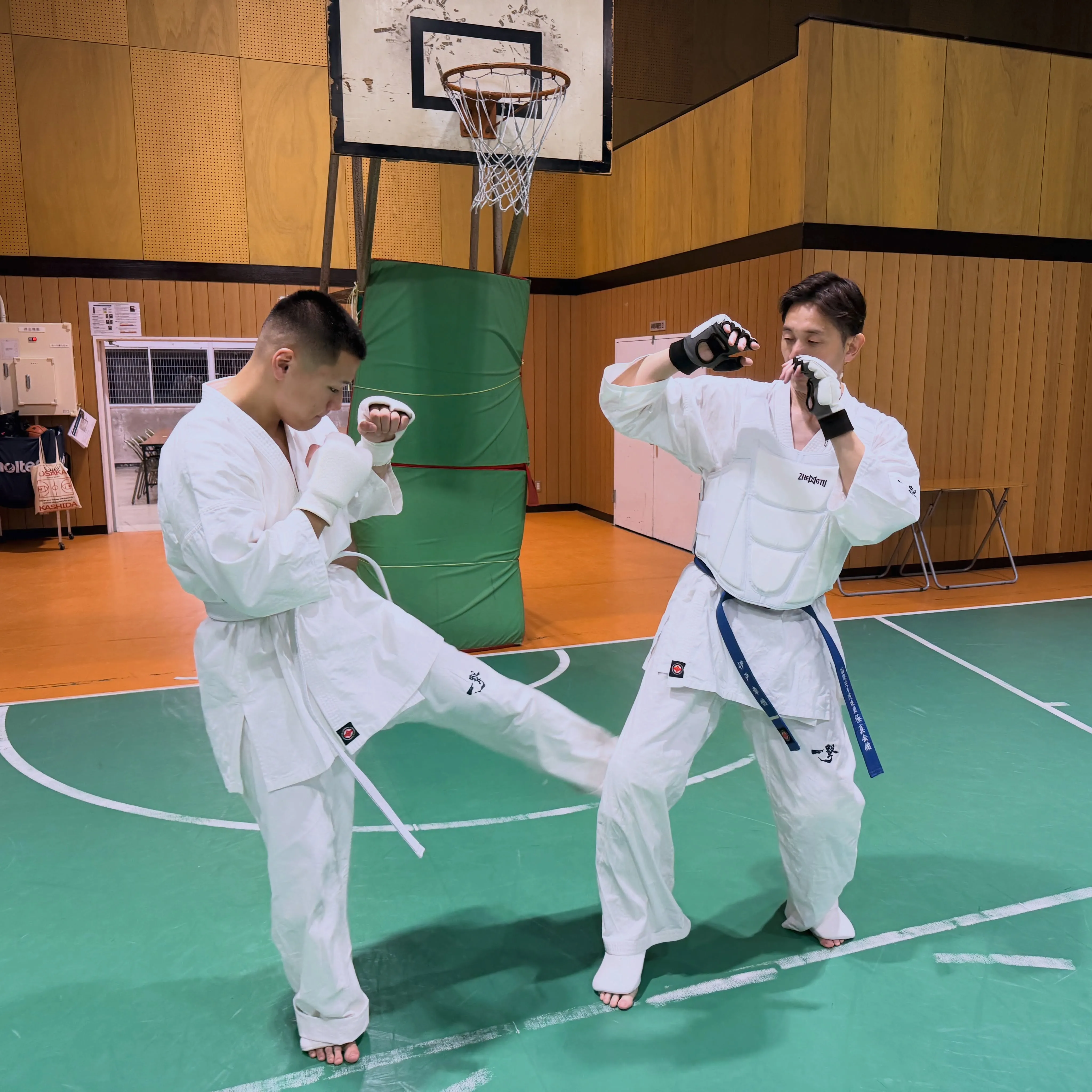 火、金の学校の稽古は少年一般合同です！