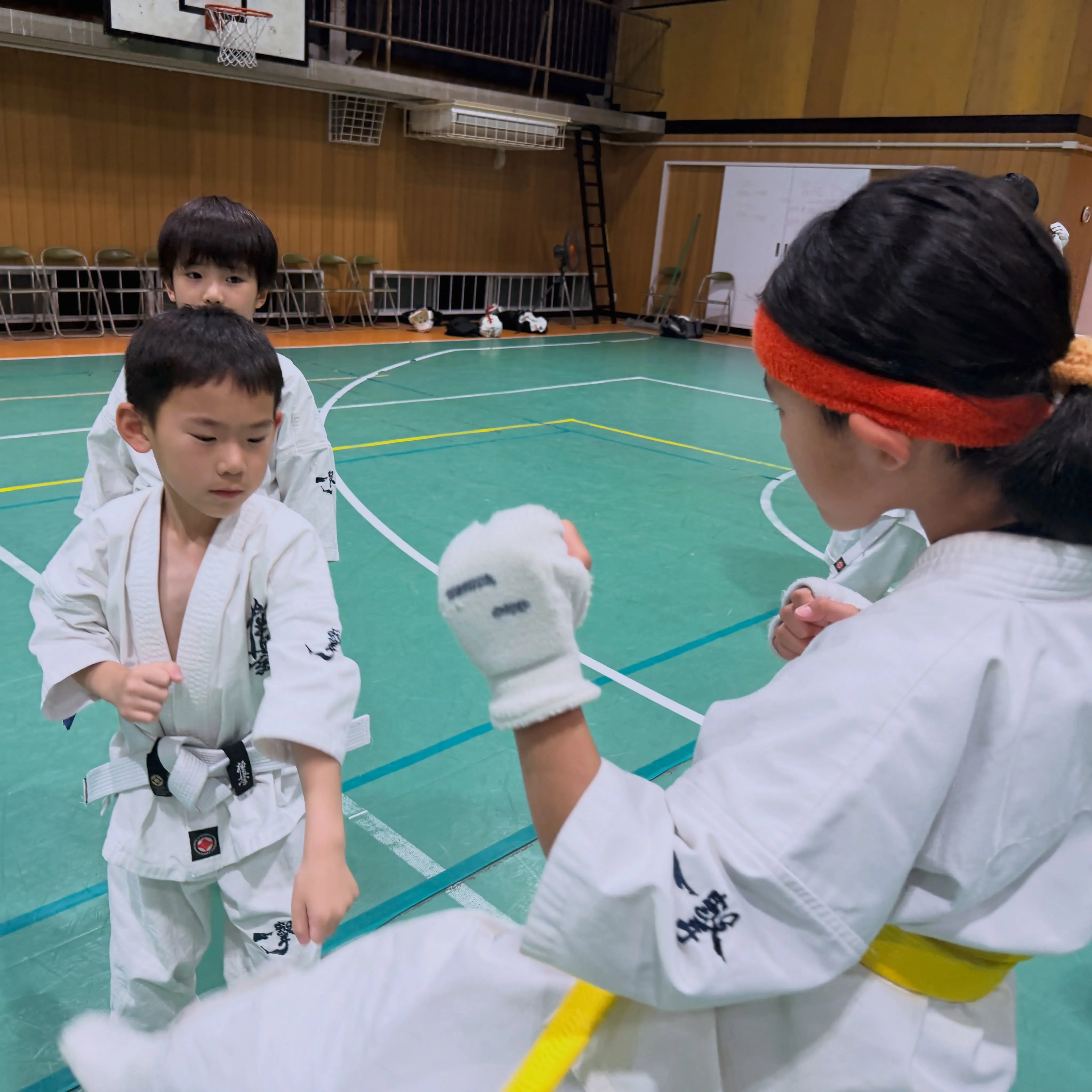 小学生低学年！稽古に励んでいます！